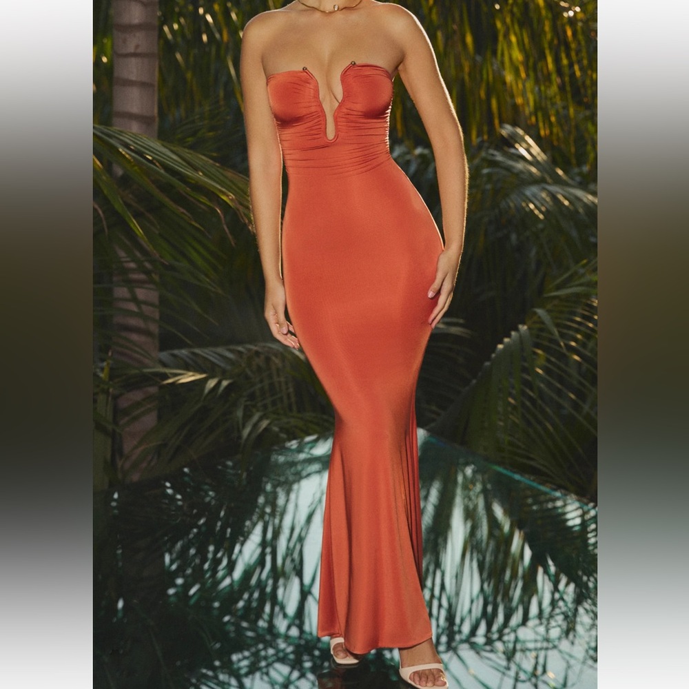 KEHLANI
Slinky Jersey Hardware Detail Strapless Maxi Dress in Burnt Orange